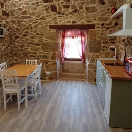 Apartamentos Muralla Sacra Sober Kültér fotó
