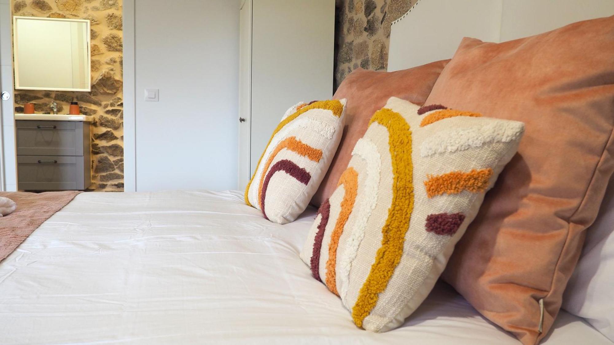 Apartamentos Muralla Sacra Sober Kültér fotó