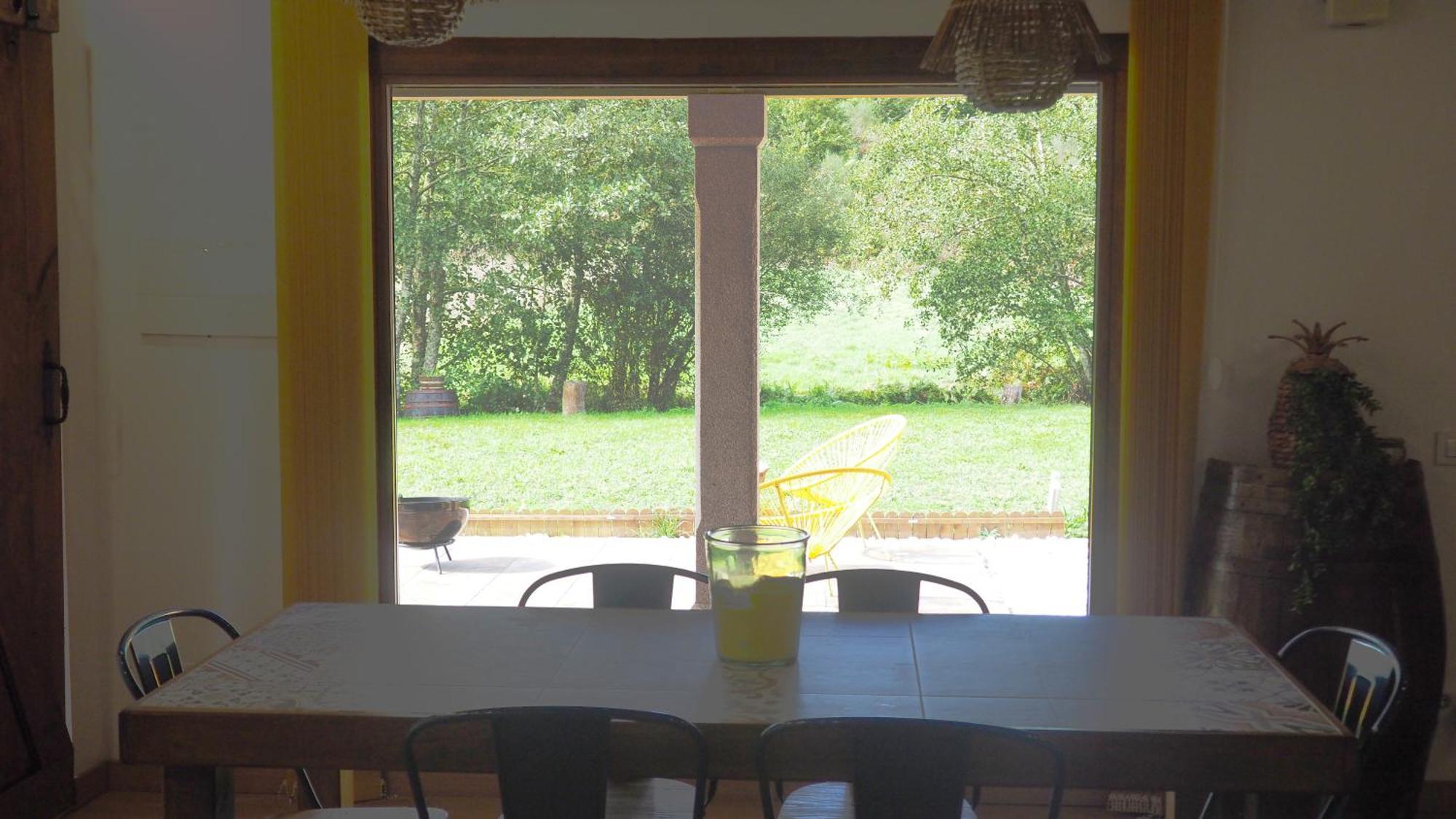 Apartamentos Muralla Sacra Sober Kültér fotó
